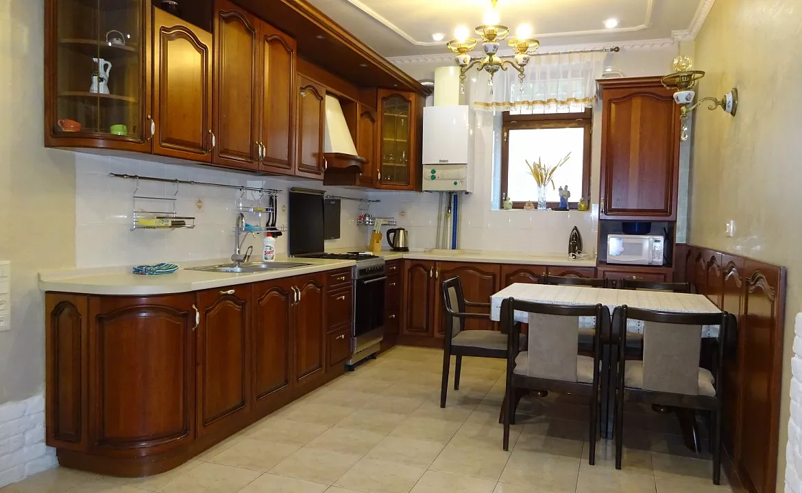 Апартамент. Гостевой Дом «ТАВР». Ялта