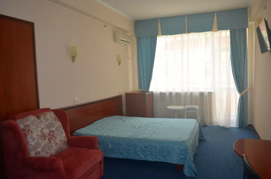 Стандарт Классика с видом на море и кафе. Отель Клуб-отель «Ламбат». Утёс