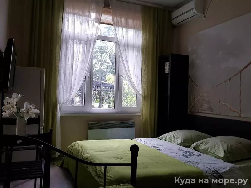 2-х местный большой номер. Частный сектор "Жемчужина взморья". Гагра