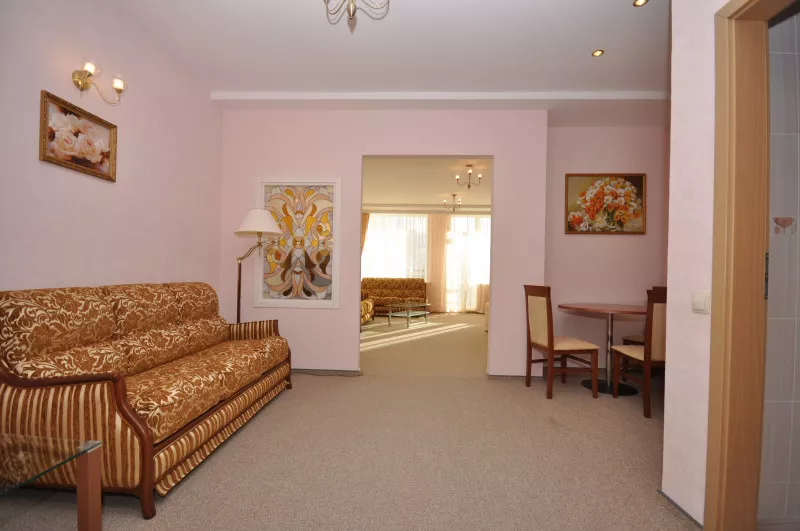 Номер Люкс. Гостиница Консоль-Спорт НИКИТА. Никита