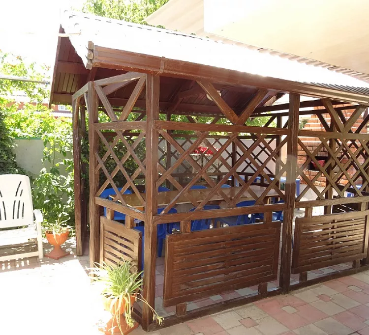 . Гостевой дом Советская 43/3. Голубицкая