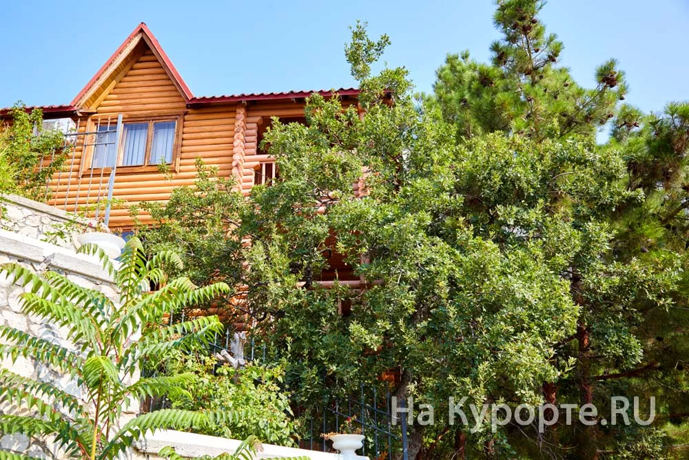 Стандартный 2-х местный номер в коттеджах №№ 8,9,13,14 – сруб. Пансионат "Форосский берег". Санаторное