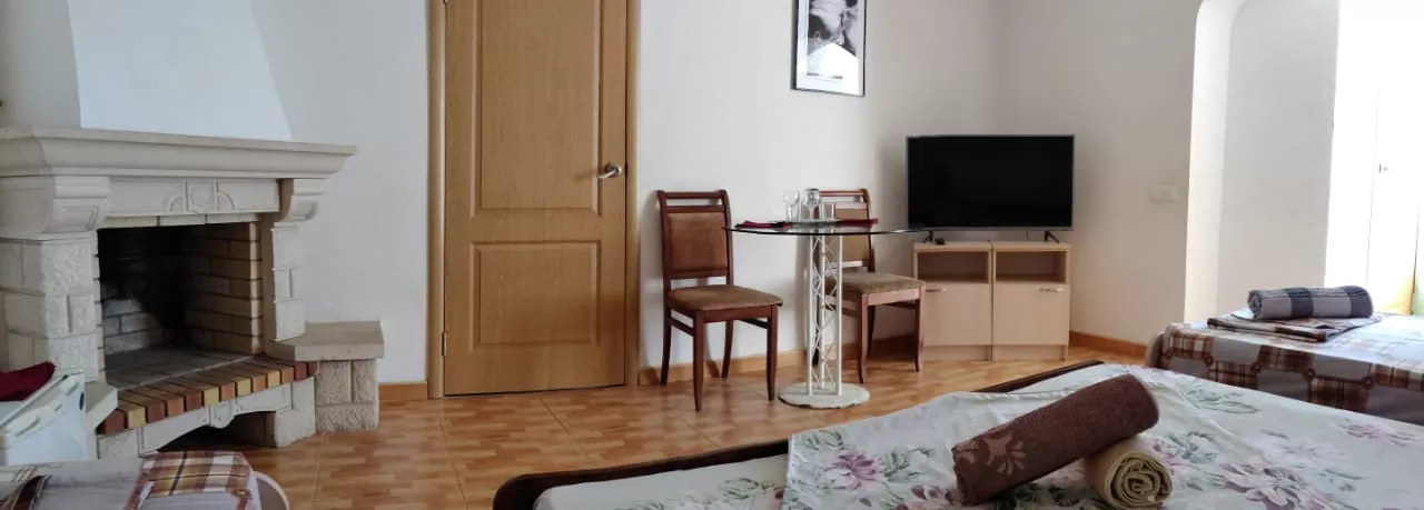 . Эллинг Кипарис . Лоо