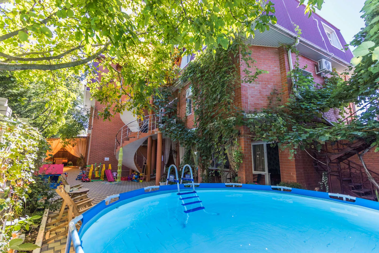 . Гостевой дом "Жемчужина" - Дивноморское. Дивноморское