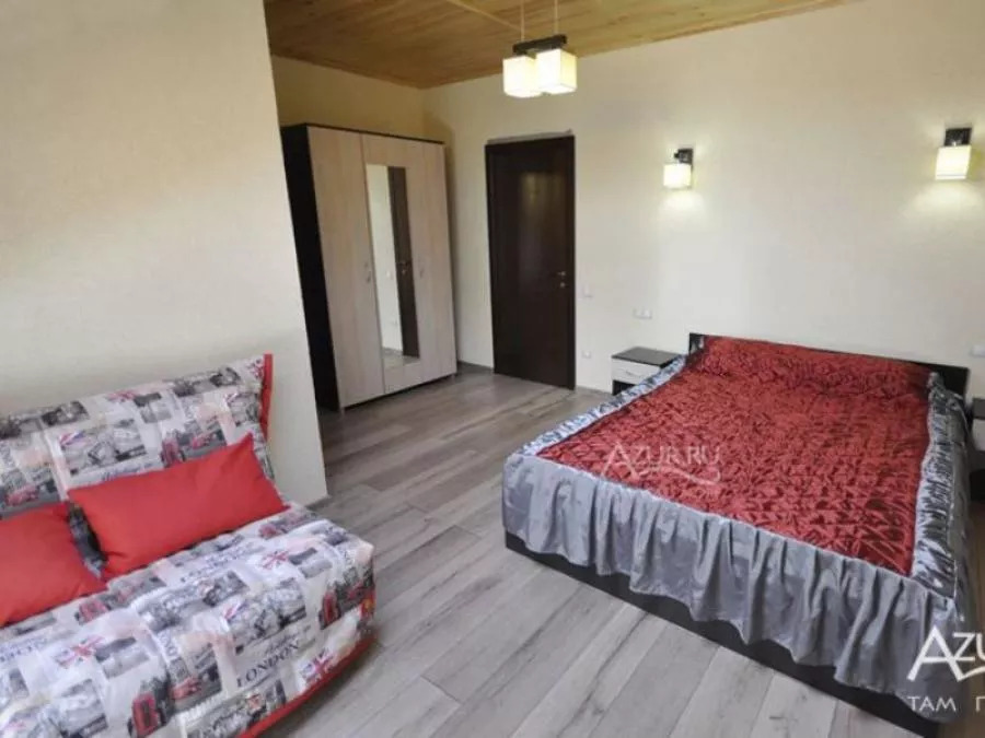 . Гостевой дом "Морской 1/а". Криница