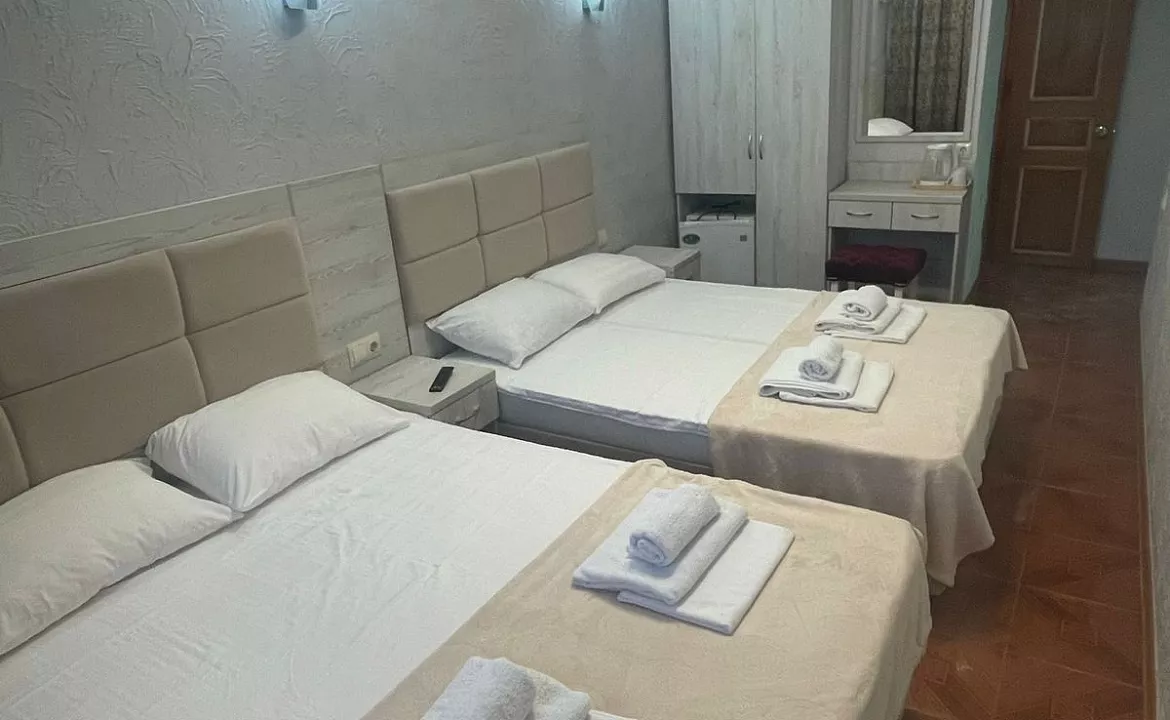 4-х местный номер Стандарт. Гостевой дом "Спартак". Витязево
