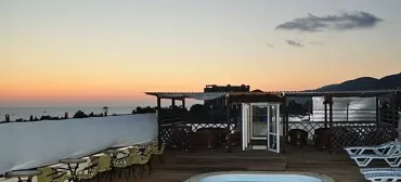 Отель "Троя"