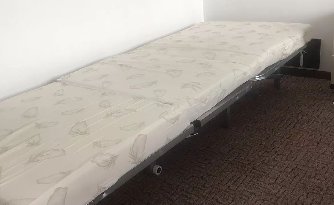 Двухместный полулюкс 3 этаж. Гостиница "Алекс". Витязево