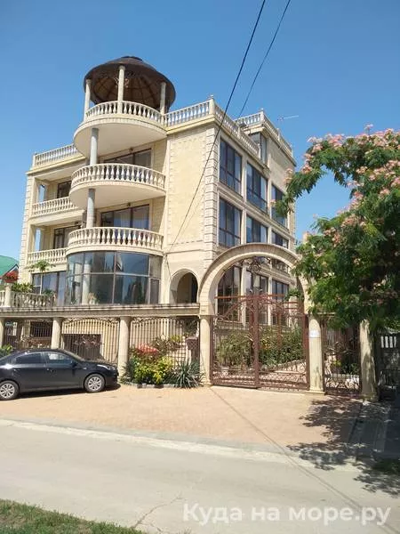 . Гостевой дом Сахалин. Витязево