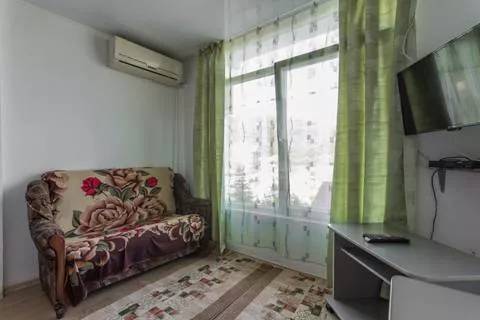 «Полулюкс» двухкомнатный. Частный сектор "Лидия". Небуг