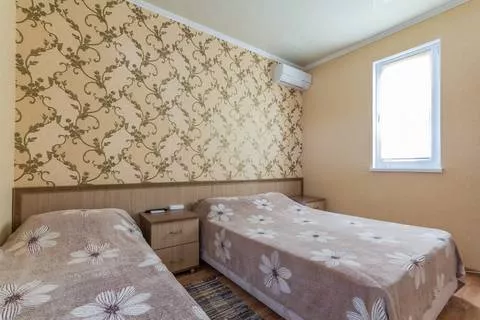 3-х местный люкс. Гостевой дом Крокус. Лазаревское