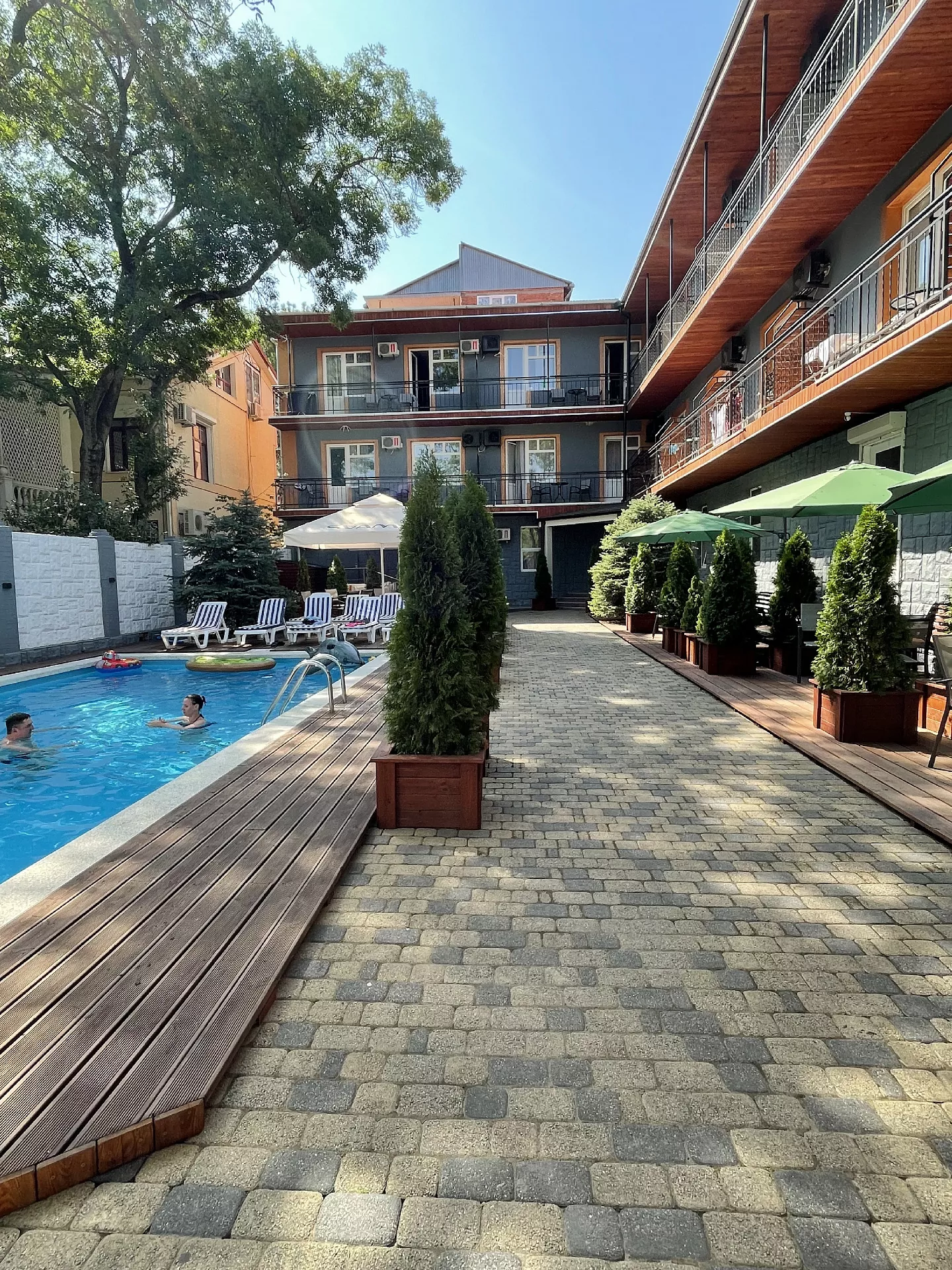 . Отель «БРЮТ». Геленджик