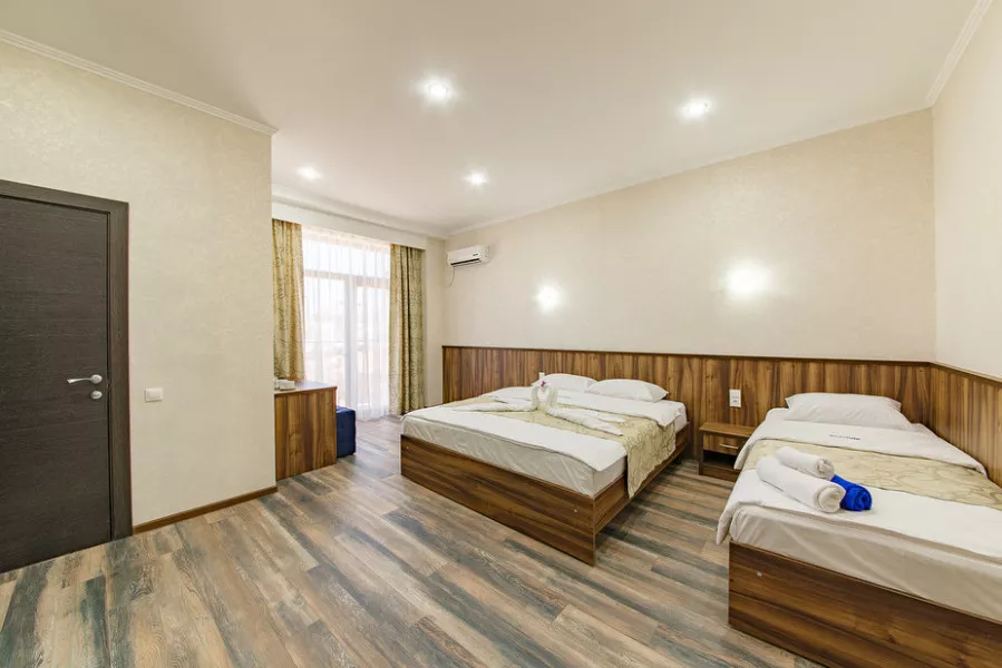 Семейный. Отель «Абсолют». Витязево