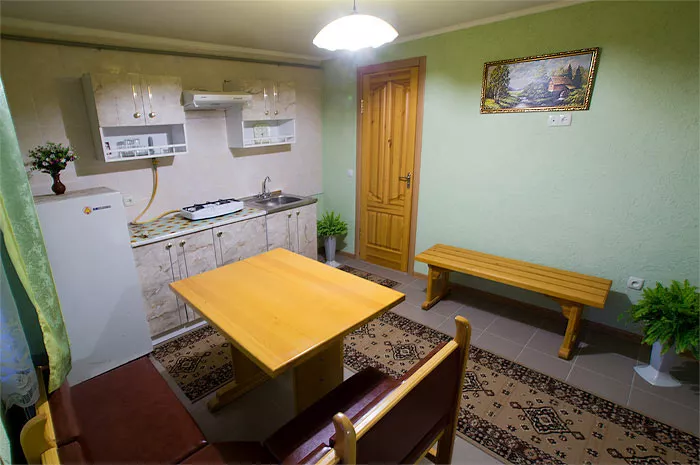 Номер с отдельным входом и своим двориком (5 чел.). Гостевой дом «Жасмин – люкс». Севастополь