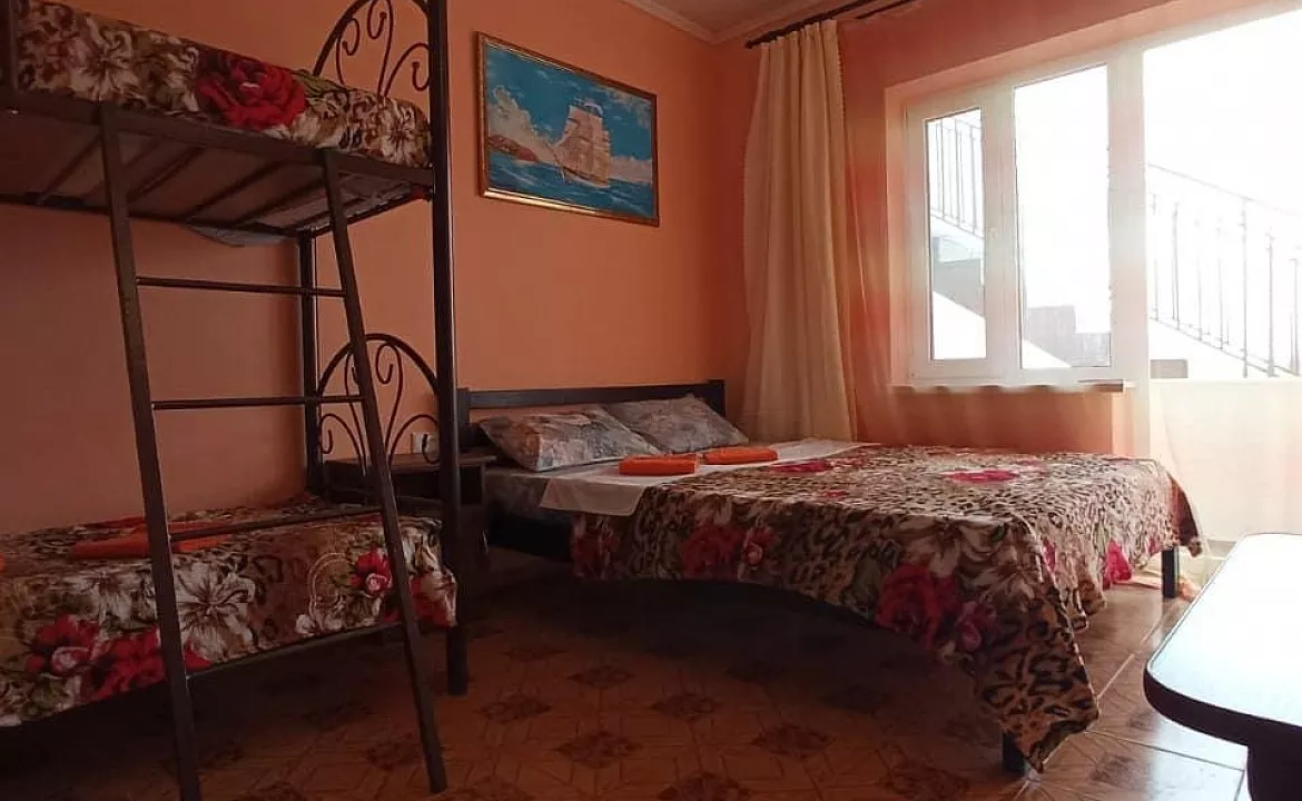 Четырехместный. Гостевой дом Персей. Витязево Четырехместный. Гостевой дом Персей. Витязево