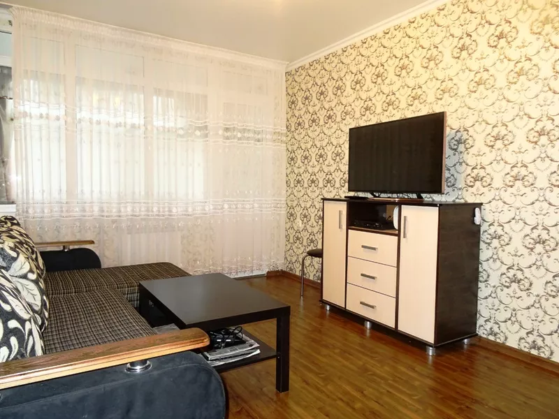 2-х комнатная квартира. Квартира в многоквартирном доме Калинина 37 кв 65". Адлер