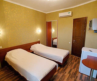 С удобствами на этаже. Гостевой дом Альбатрос - Геленджик. 