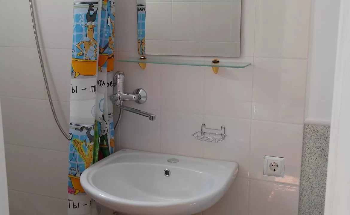 Номер Люкс 3 местный. Гостевой дом МАРЬЮШКА. Лазаревское Номер Люкс 3 местный. Гостевой дом МАРЬЮШКА. Лазаревское