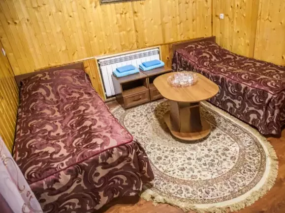 «Семейный» TWIN+DBL (Малый корпус). Гостиница «Кристалл». Домбай-гостиницы «Семейный» TWIN+DBL (Малый корпус). Гостиница «Кристалл». Домбай-гостиницы