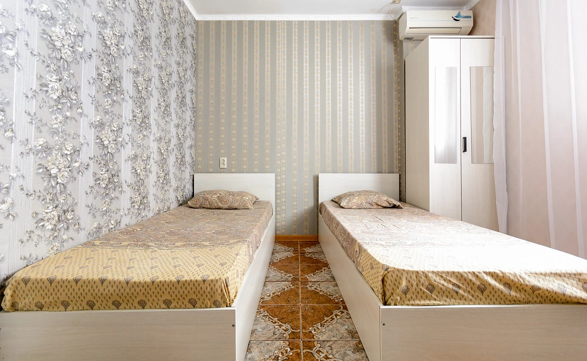 Двухместный стандарт. Гостевой дом УЮТ на ул. Новороссийское шоссе 1/7. Джубга