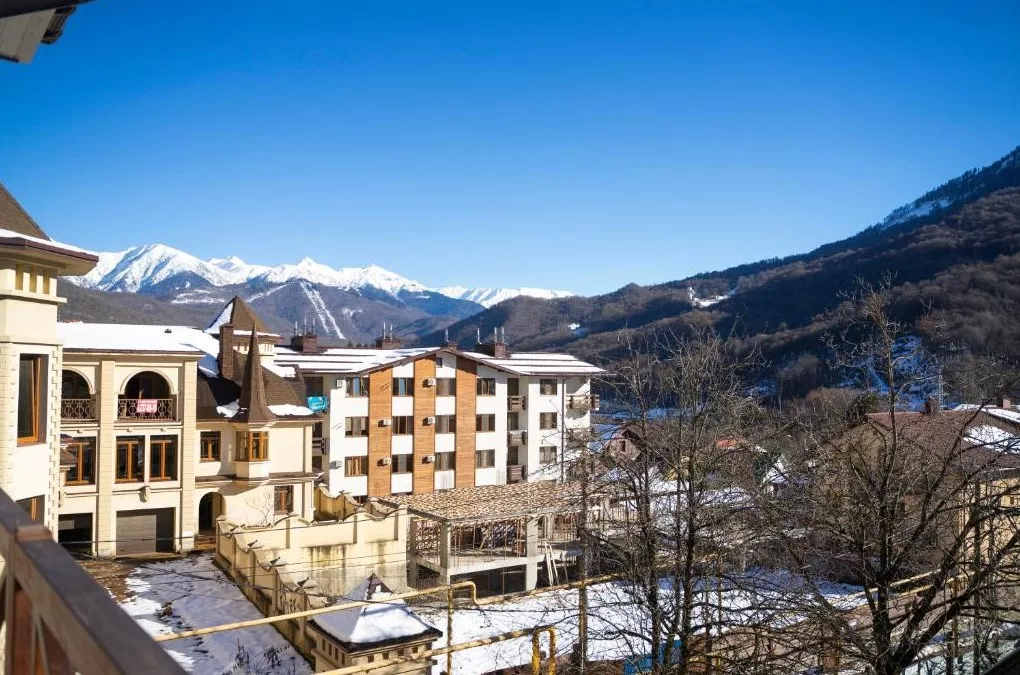 Номер-студио с видом на горы. Апарт-отель Steford Aparts. Красная Поляна