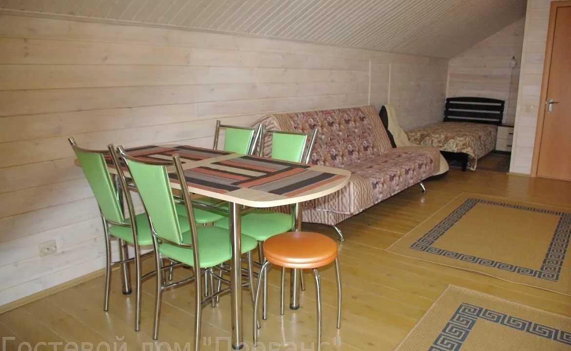 Двухкомнатные апартаменты- ЮГ. Гостевой дом «ПРОВАНС». Витино