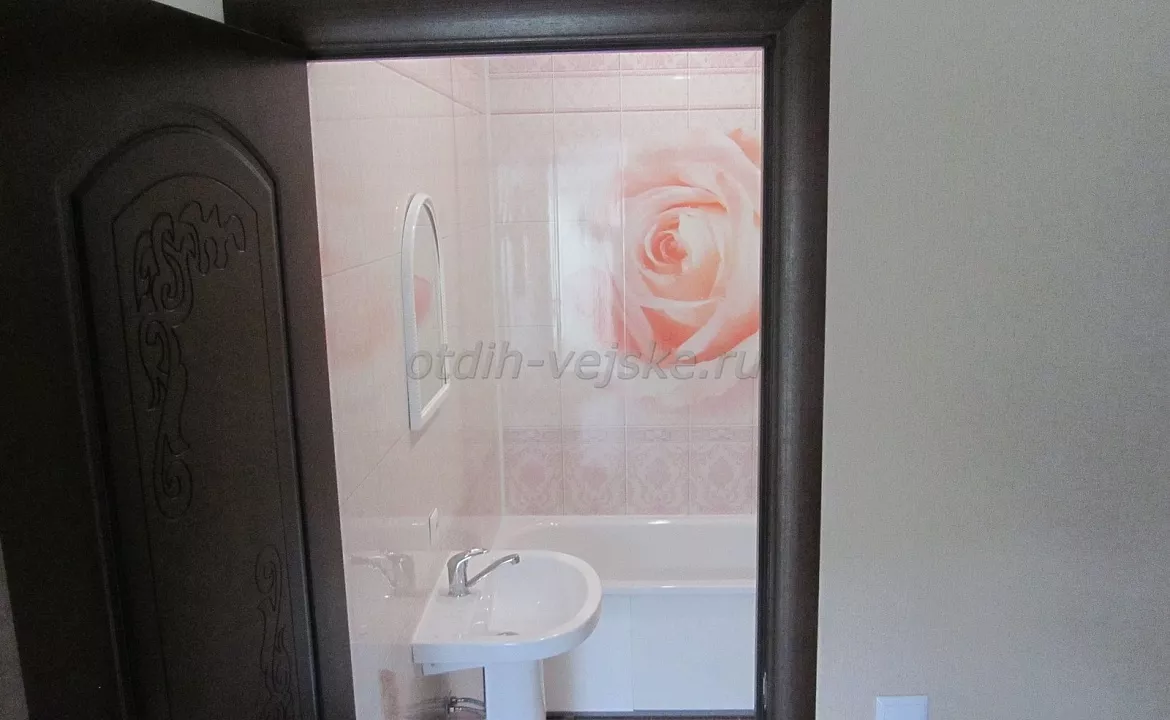 Двухкомнатный дом. Частный сектор "На Море". Ейск