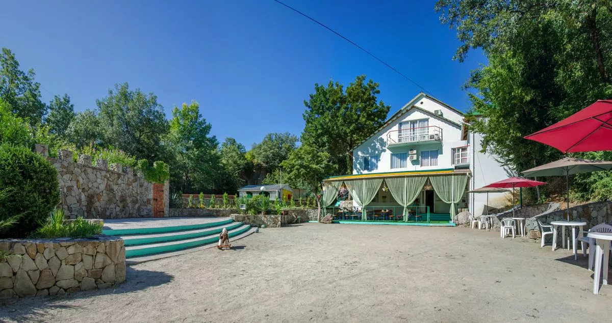 . Пансионат «Ай-Лия». Чайка . Пансионат «Ай-Лия». Чайка