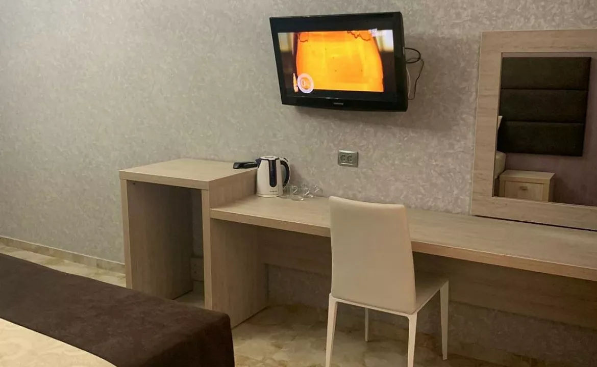 5-ТИ МЕСТНЫЙ ДЕЛЮКС БЕЗ БАЛКОНА. Отель КАВКАЗ. Гостиницы и отели Лазаревского 5-ТИ МЕСТНЫЙ ДЕЛЮКС БЕЗ БАЛКОНА. Отель КАВКАЗ. Гостиницы и отели Лазаревского