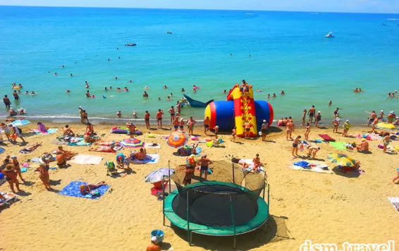 . База отдыха  "Ручеек"     . Джубга