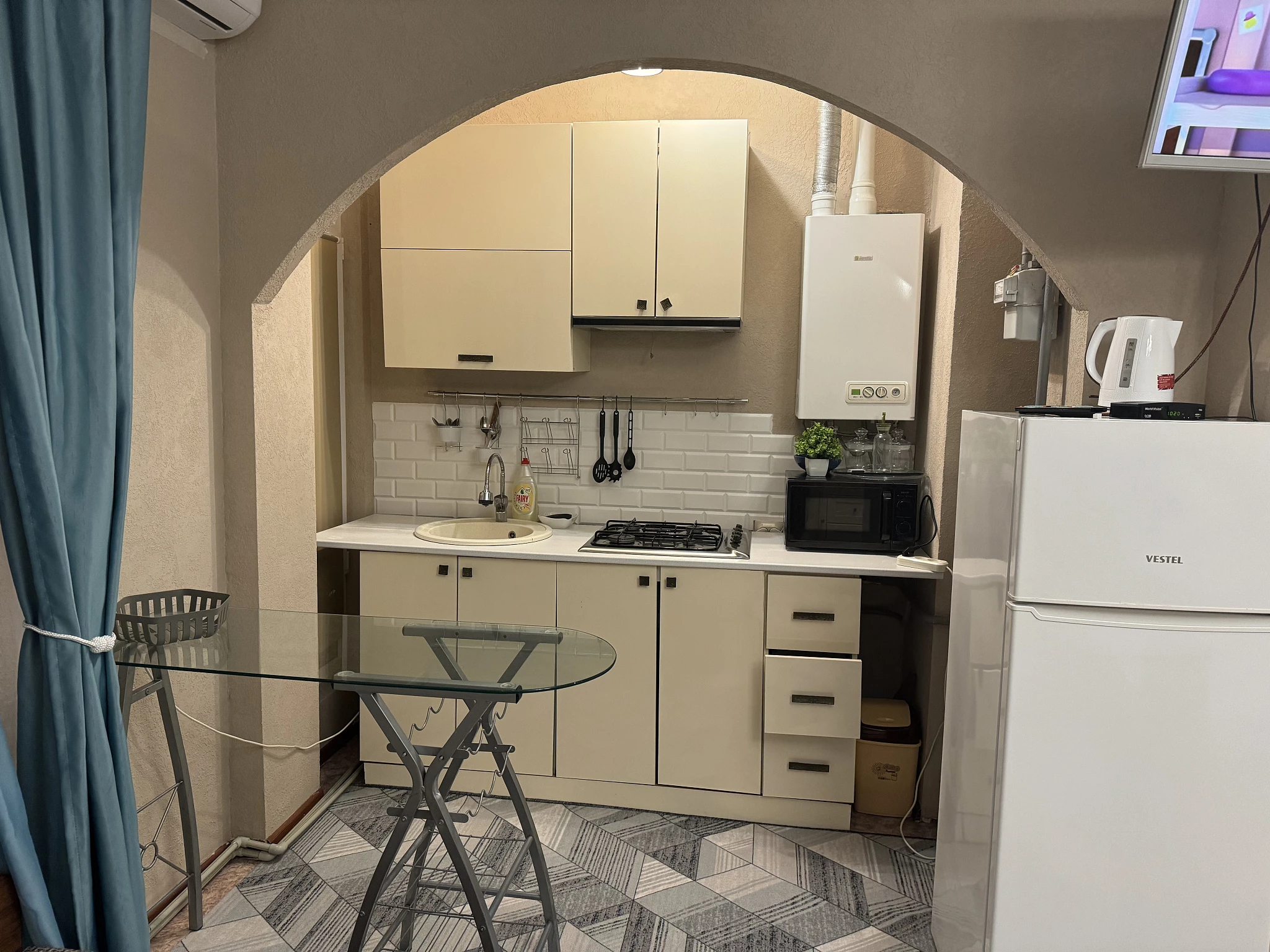 . Квартира в многоквартирном доме "Студия". Адлер . Квартира в многоквартирном доме "Студия". Адлер