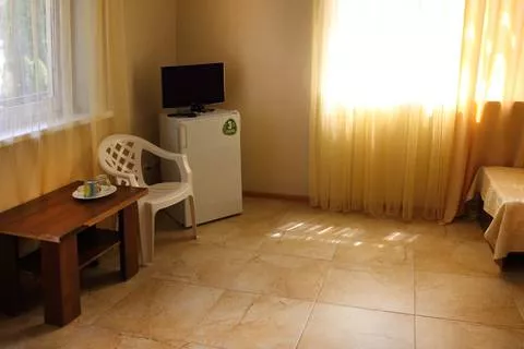 2-местный номер Стандарт. Отель "Кипарис". Пицунда