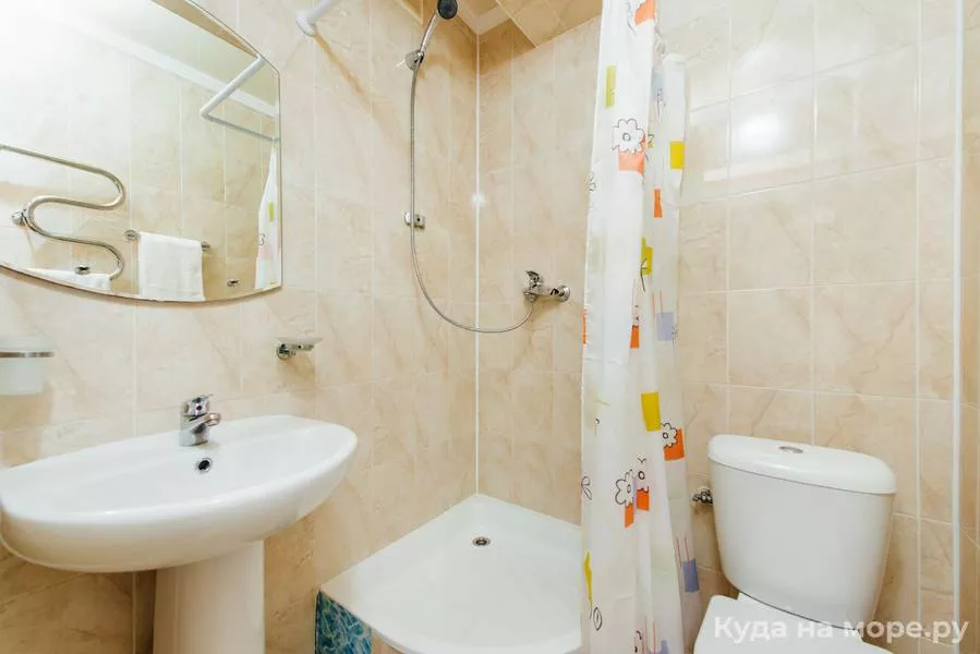 Трехместный номер «Стандарт». Гостевой дом "Lilona". Лазаревское