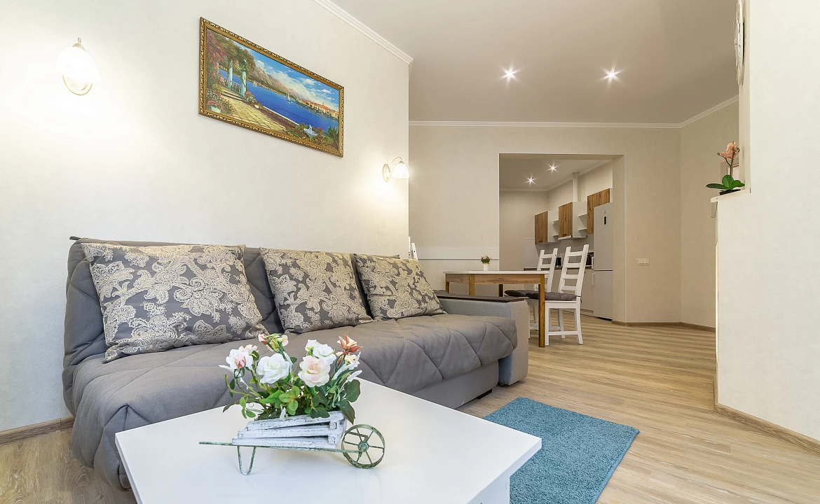 4 комнатная квартира в центре Сочи рядом с пляжем Ривьера. Уютные Квартиры в центре Сочи рядом с крупнейшим пляжным комплексом Ривьера. Сочи