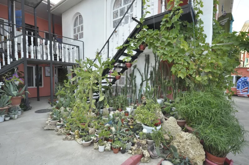 . Гостиница "Морской бриз". Симферополь