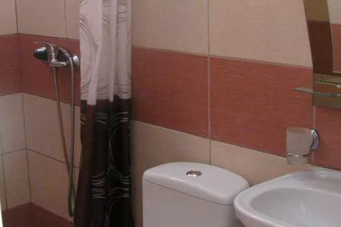 1-комнатный 2-х уровневый номер 2-й этаж. Гостевой дом "Лето". Алушта