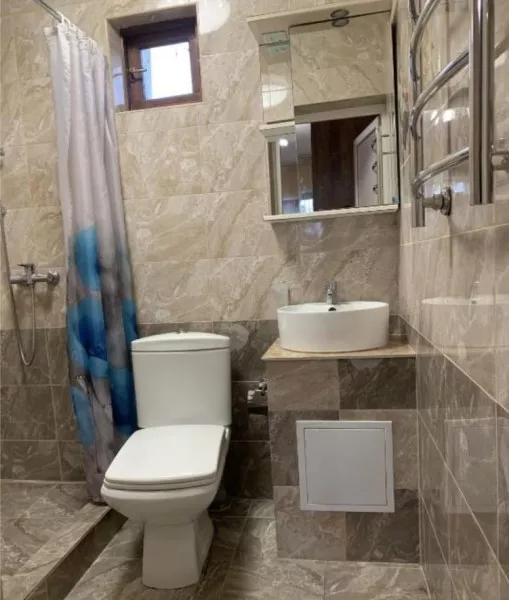 Стандартный трехместный номер. Гостевой дом "Замок на Жемчужной". Адлер