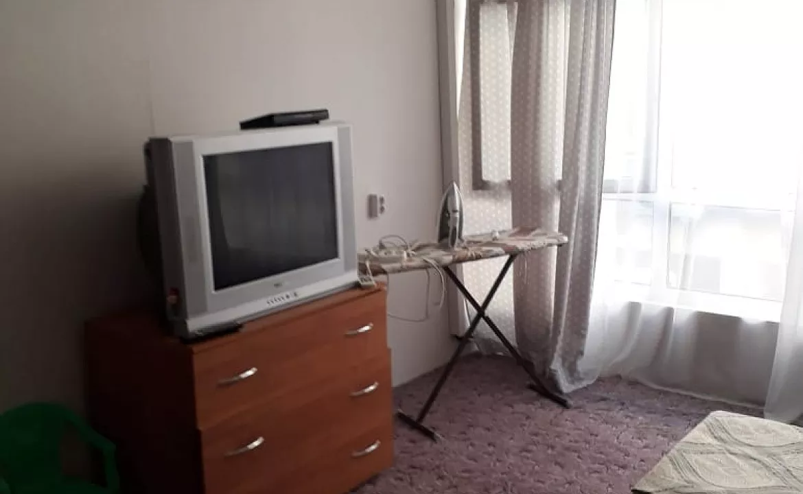 Комната на третьем этаже. Эллинг "Друзья". Лазаревское