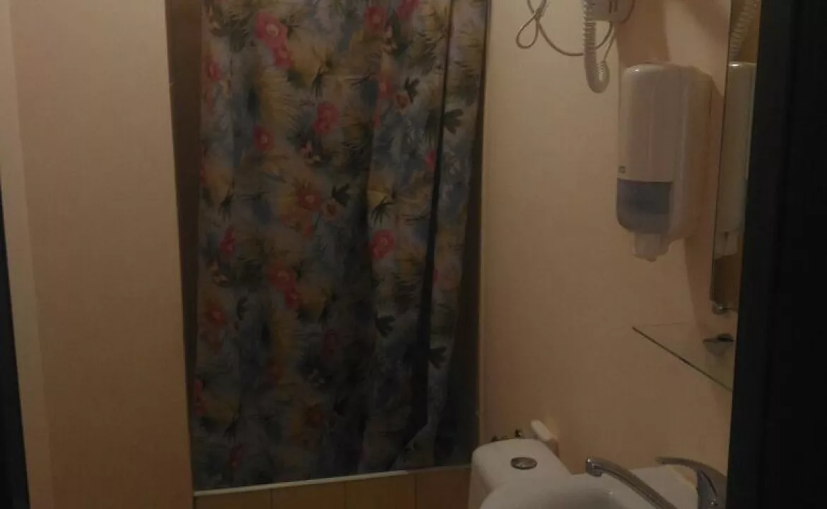 Двухкомнатный номер с кухней и видом на парк (1 этаж). Гостиничный комплекс Зеленый мыс. Алупка