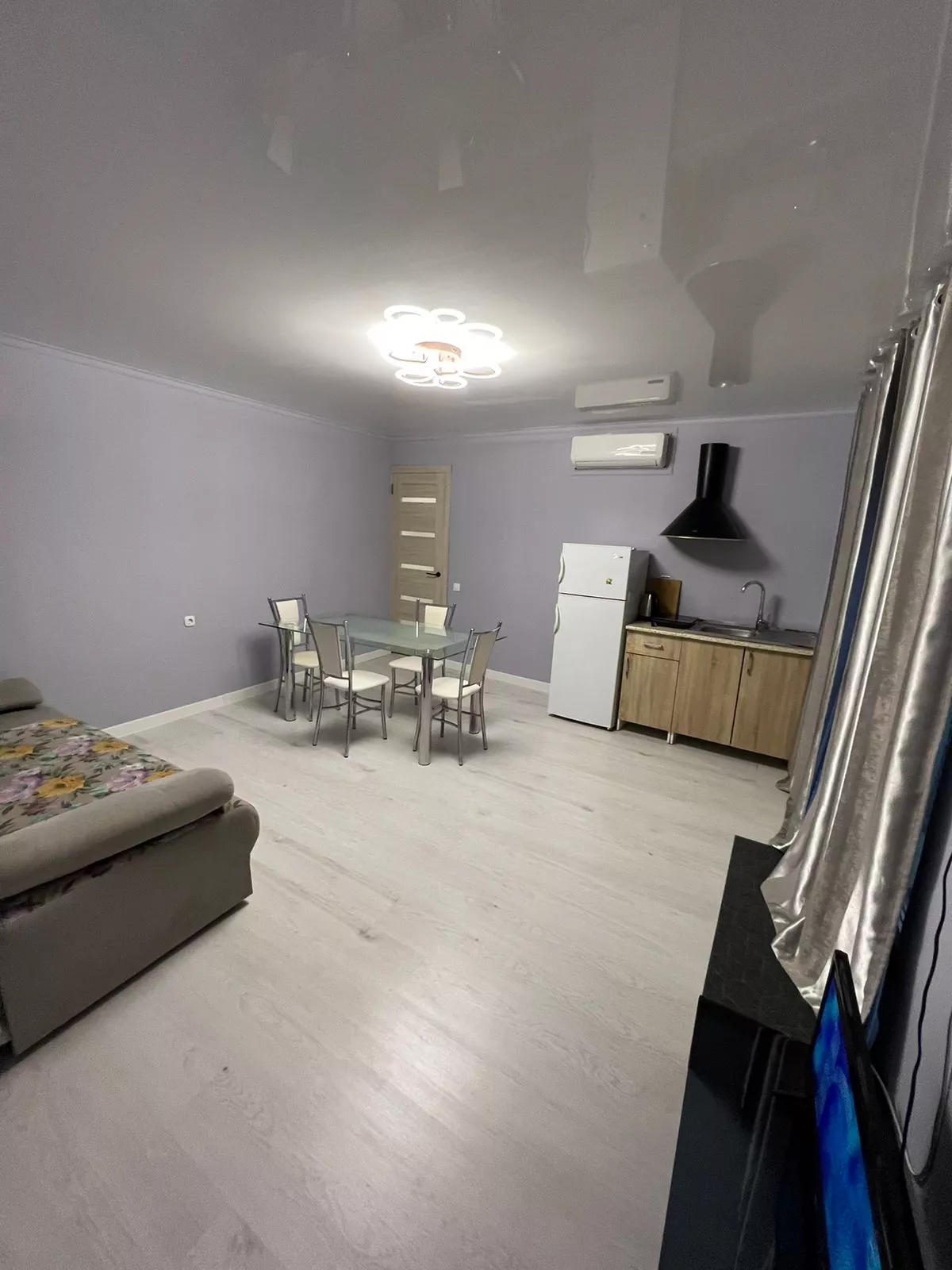 . Частный сектор Buffalo . Сухум