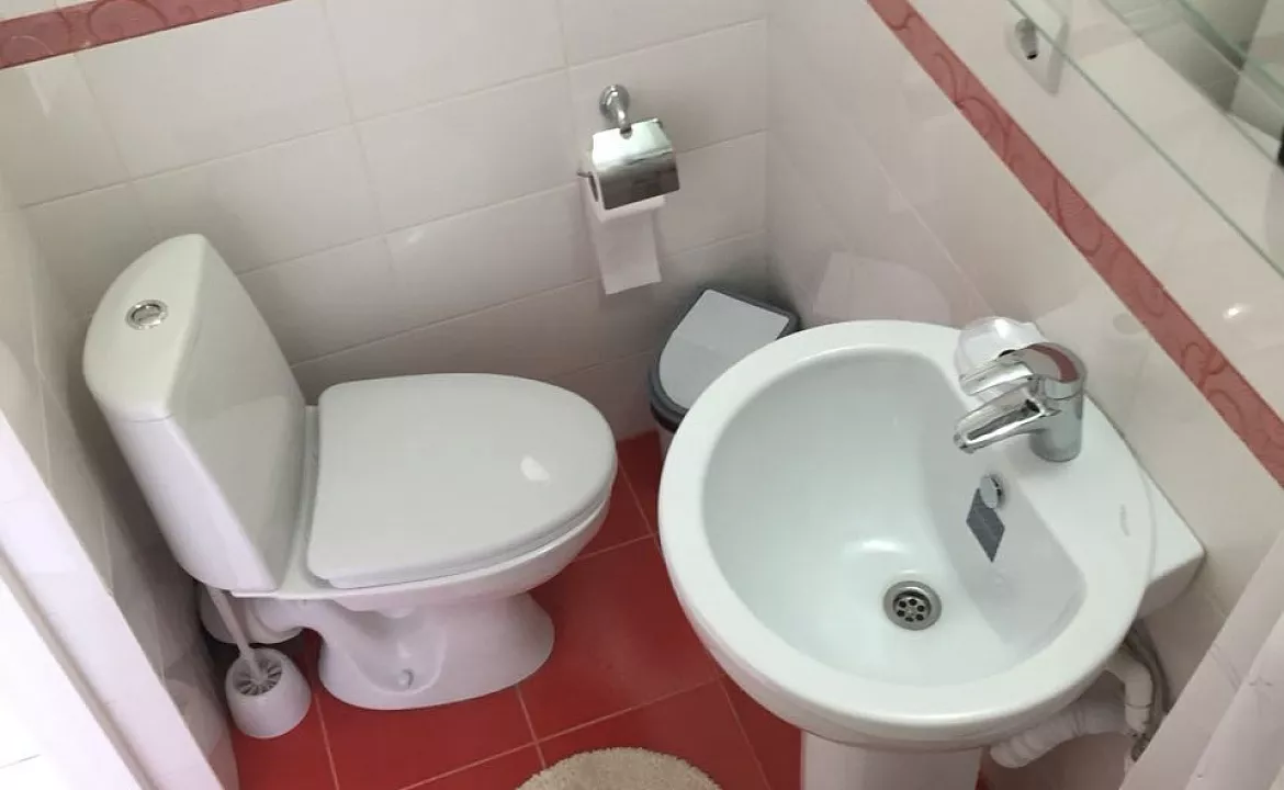 Трёхместный номер. Гостевой дом «Пчела». Ейск