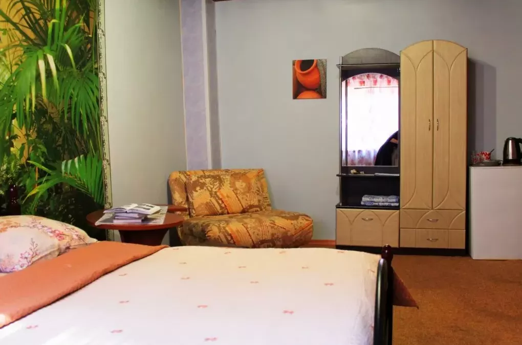 Стандарт 2. Гостевой дом «Радмир». Алупка