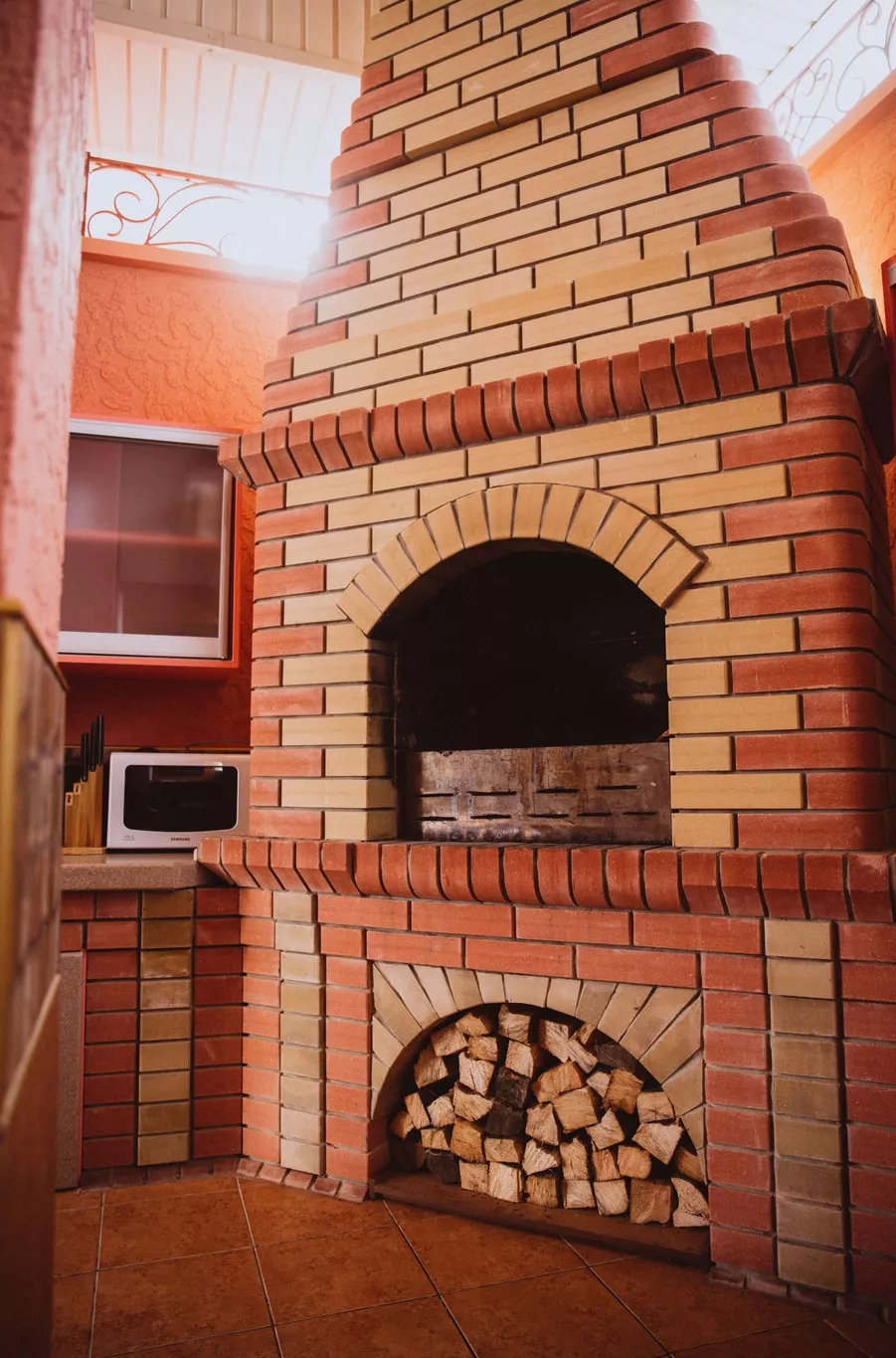 . Гостевой дом «Red House». Заозерное . Гостевой дом «Red House». Заозерное