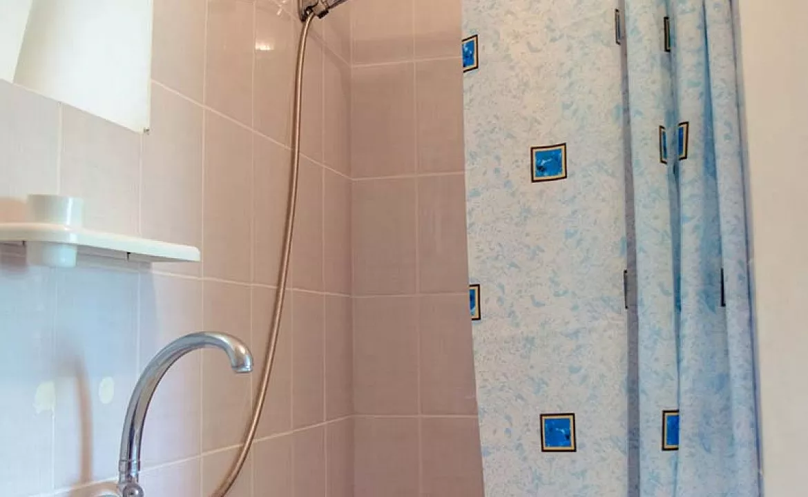 2-X МЕСТНЫЙ НОМЕР С 1 КРОВАТЬЮ. Мини-отель Сан-Сити. Рыбачье