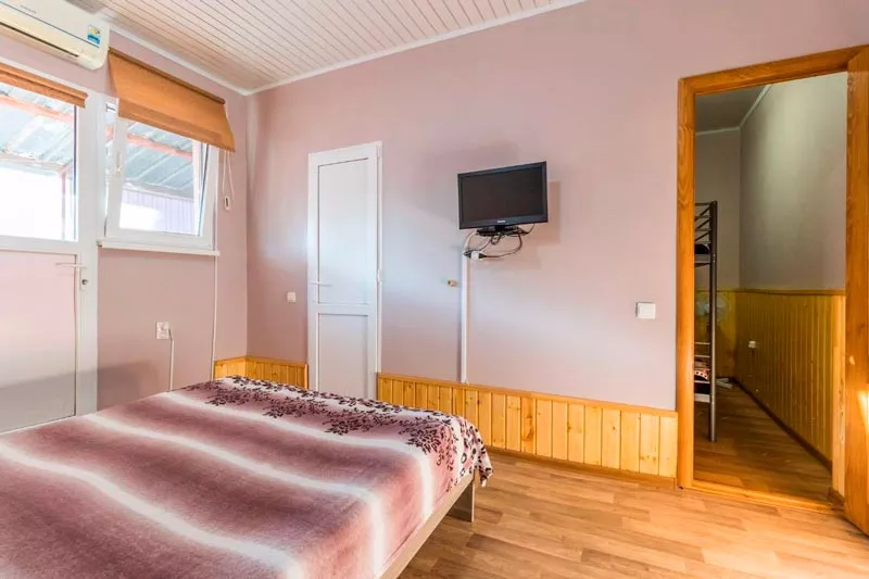 Трехместный номер Эконом. Гостевой дом «Катрин»       . Джубга