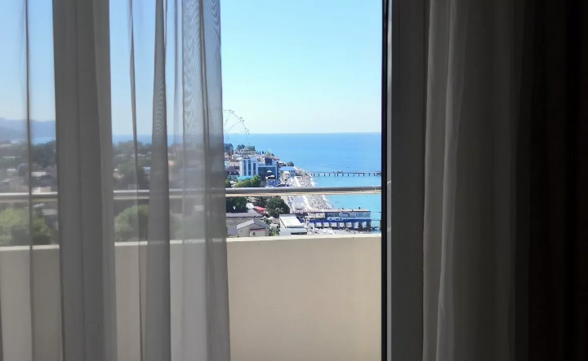 Номера с видом на море. Квартира в многоквартирном доме "ЖК Sun-marina". Лазаревское
