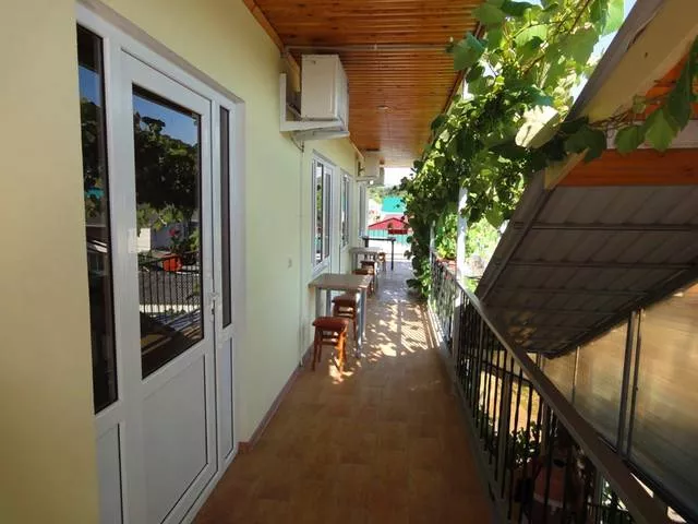 . Гостевой дом «Семейный очаг». Вардане