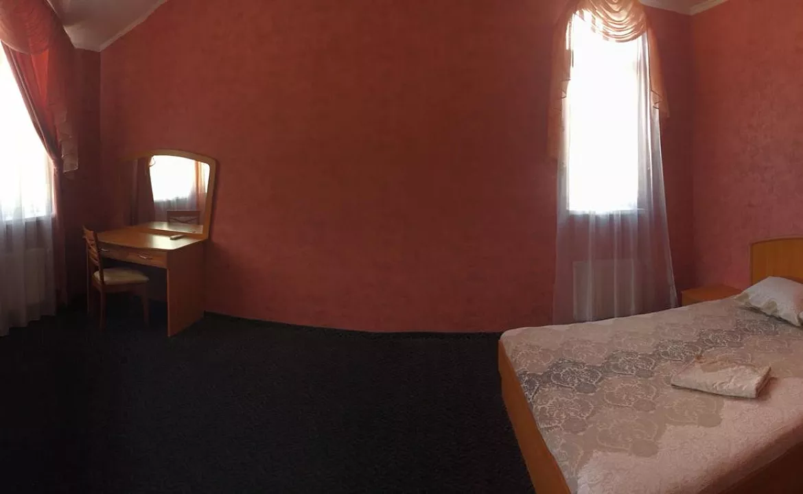 Трёхкомнатный номер. Гостевой дом УютПлюс-Ялта. Ялта