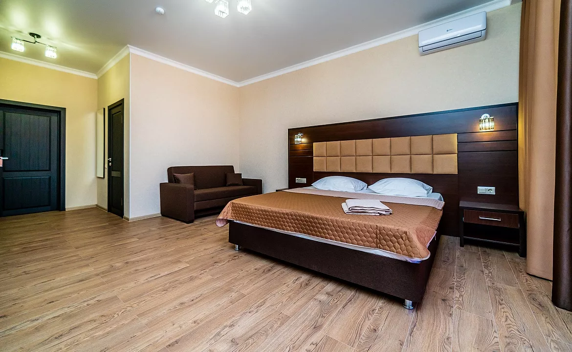 Cемейный номер . Гостевой дом Анжелика. Геленджик