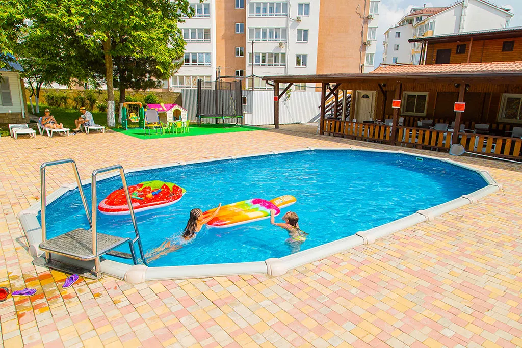 . База отдыха "Чайка". Витязево . База отдыха "Чайка". Витязево